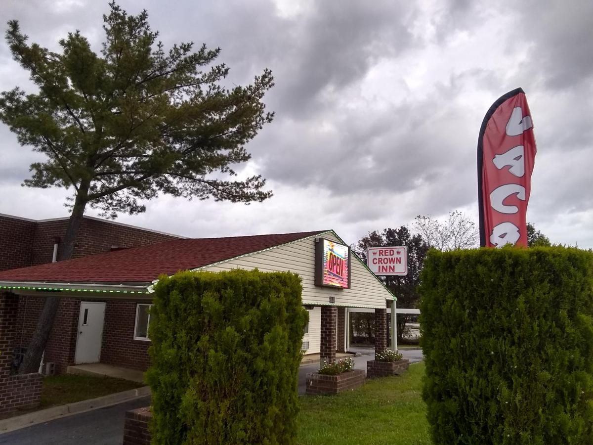 Red Crown Inn Лорел Екстер'єр фото