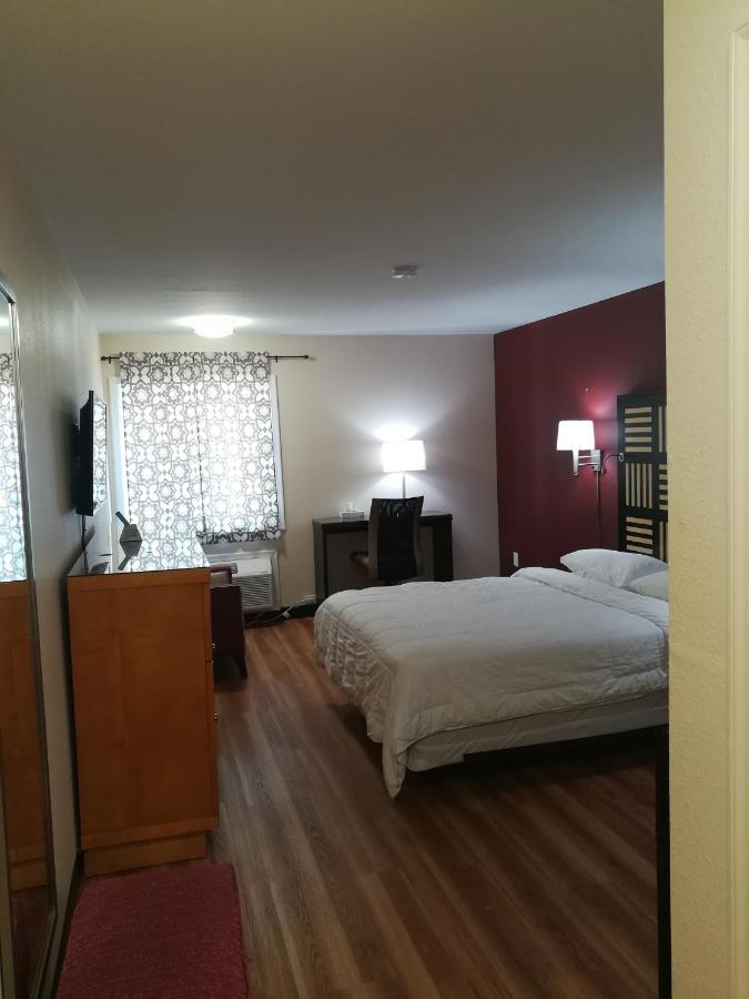 Red Crown Inn Лорел Екстер'єр фото