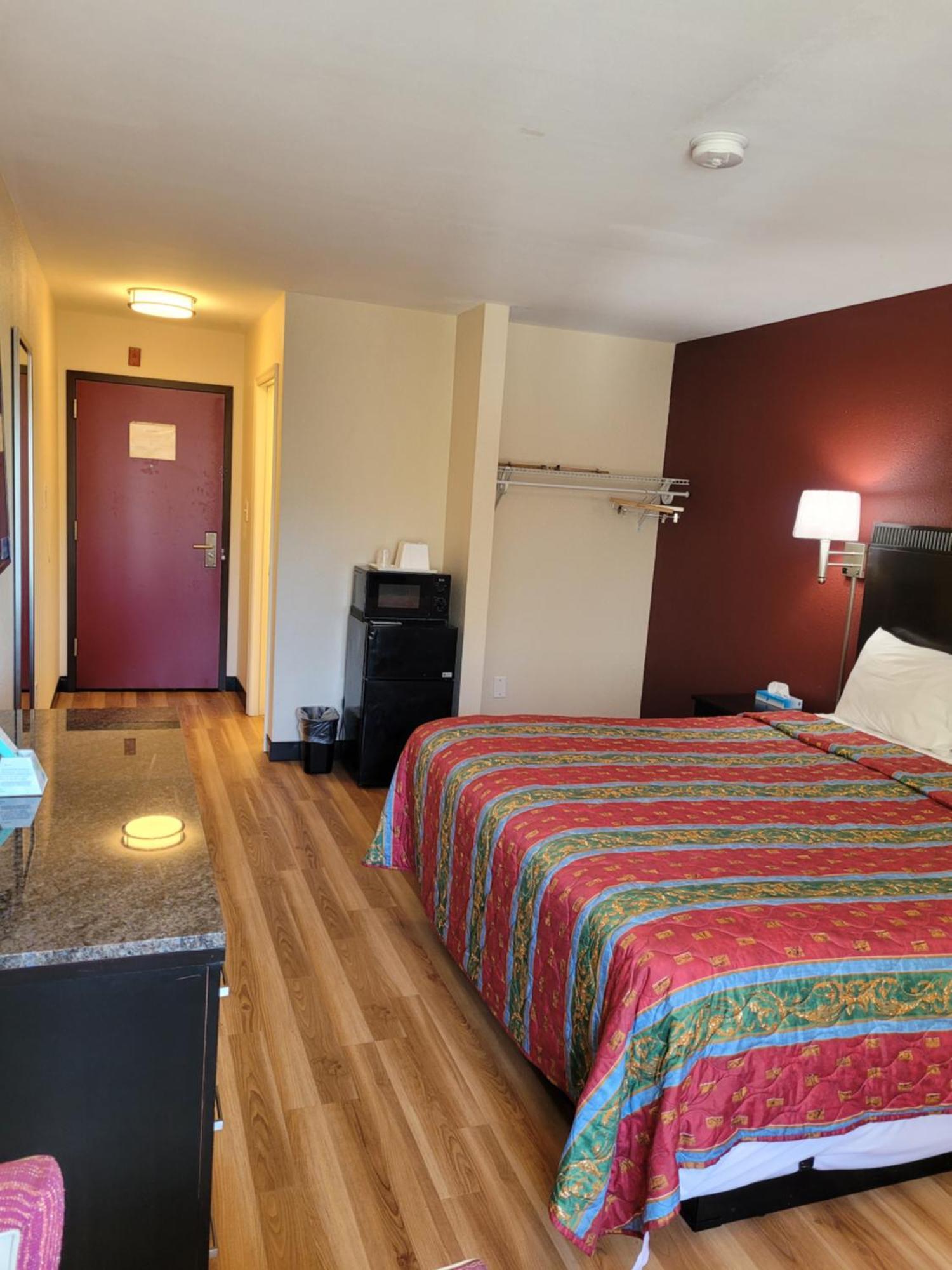 Red Crown Inn Лорел Екстер'єр фото